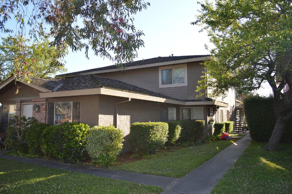 1405 45th Ave APT 4
